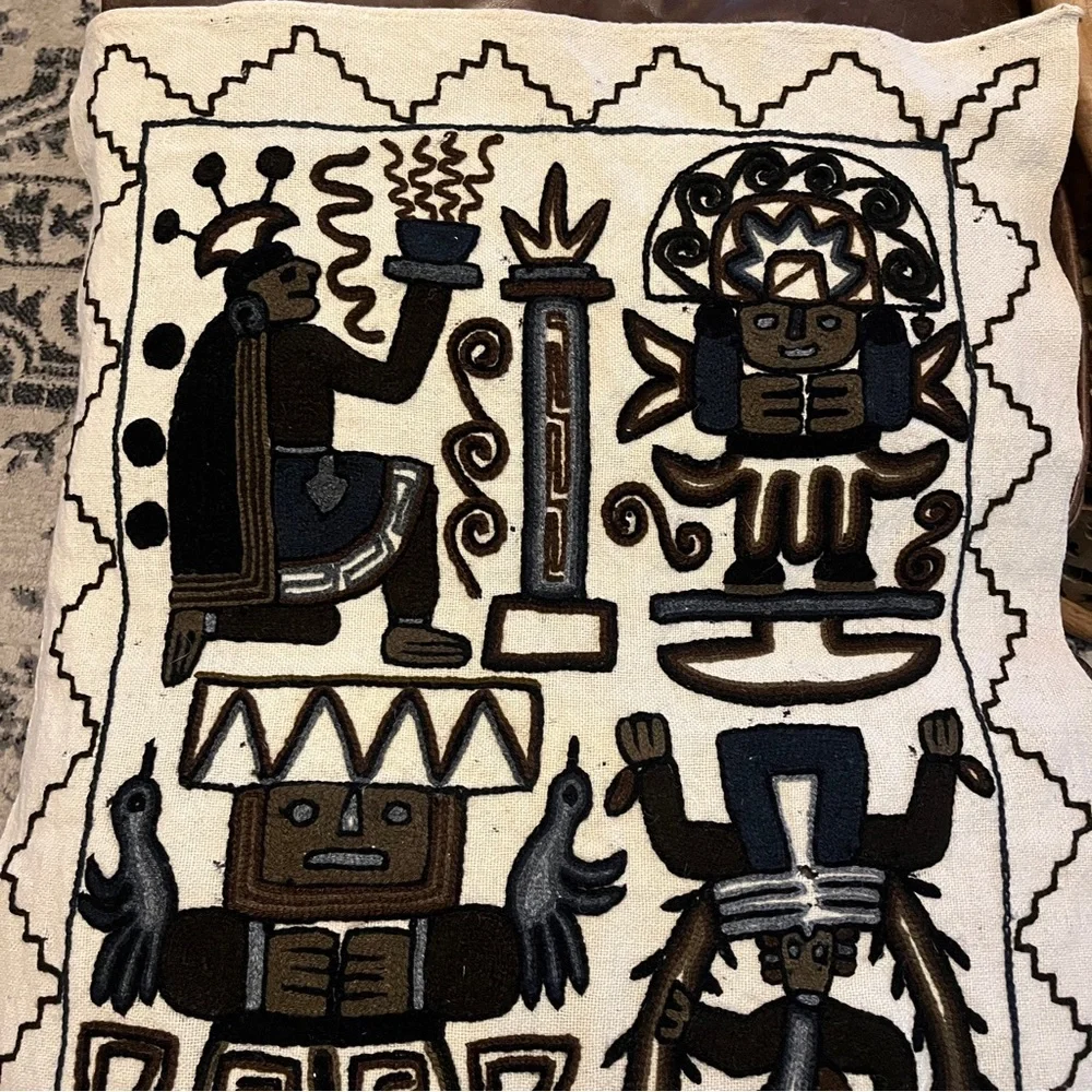 Vintage HANDMADE  PERUVIAN NAIVE STYLE CREWEL TAPESTRY